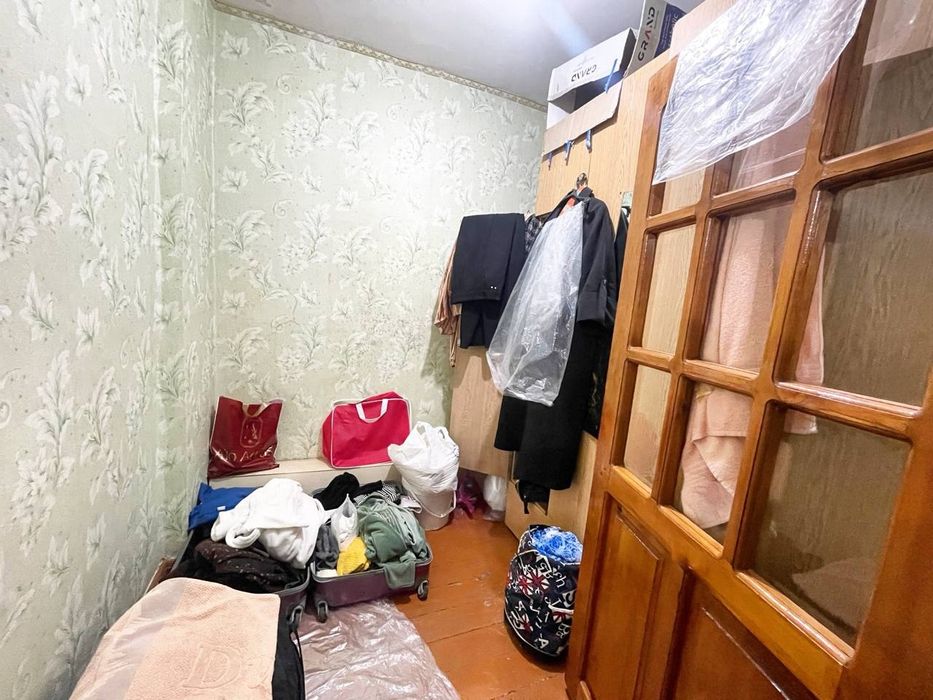 Сотилади 1 хона Флагман тугрисида