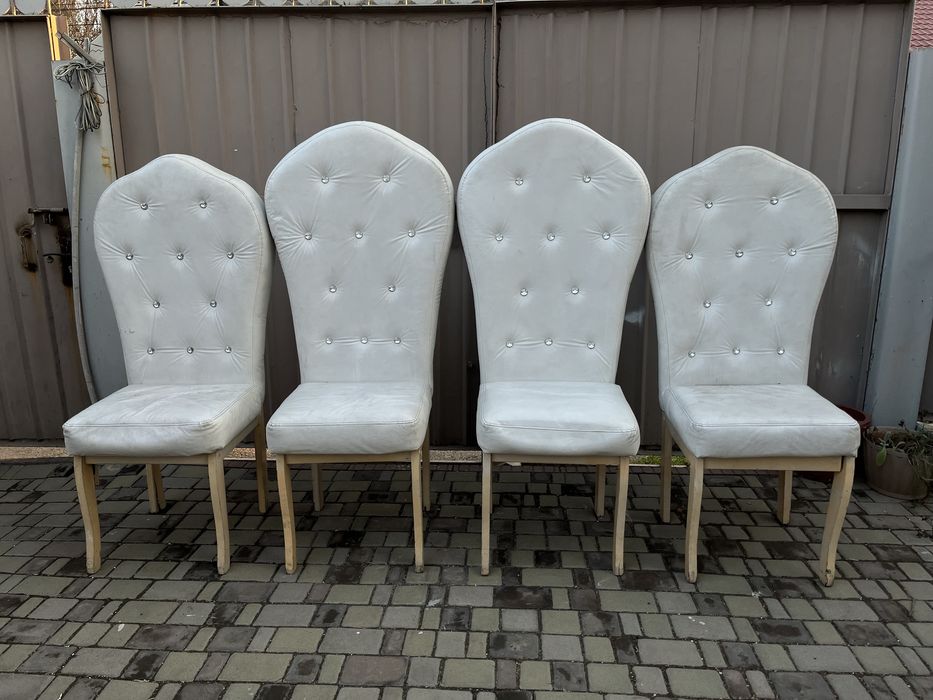 Стулья для президиума ( свадебного стола , торжества , тематические ..