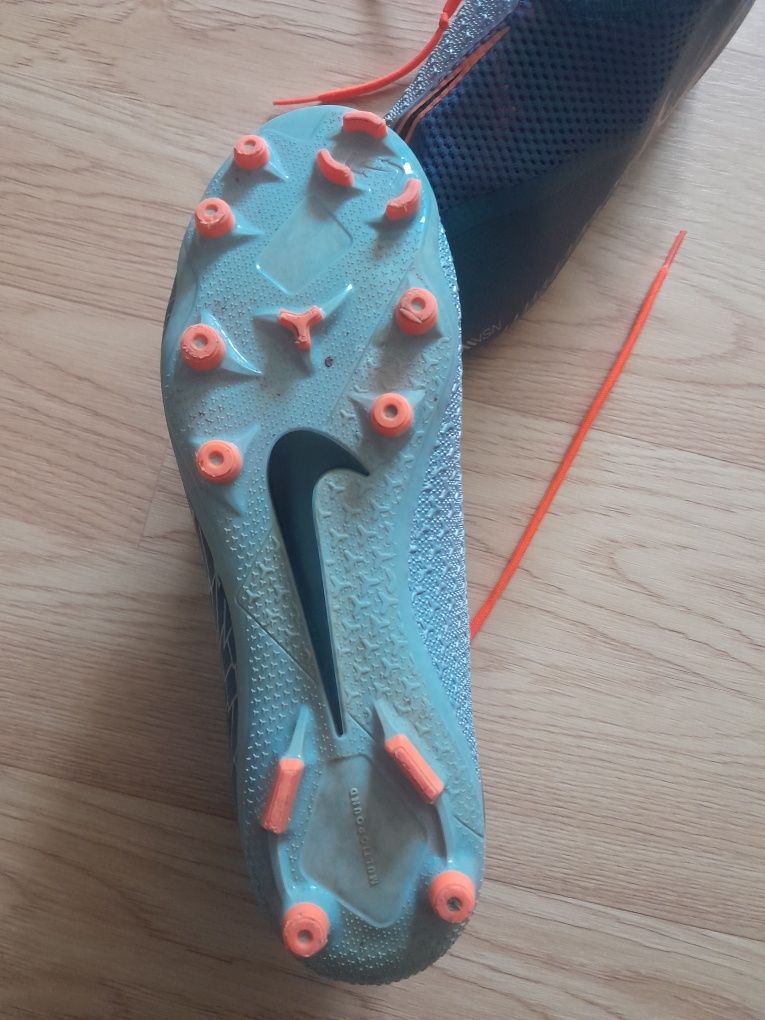 Ghete fotbal Nike