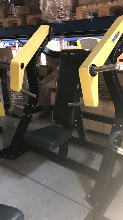 Depozit aparate technogym pure strength