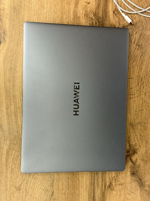 Huawei matebook ноутбук
