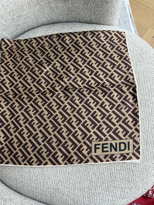 Шалове chanel,fendi,dior.gucci