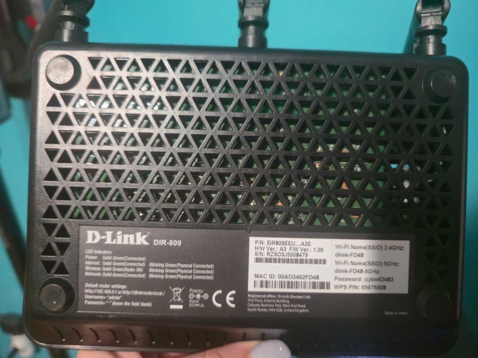 D-link DIR-809 безжшчен рутер