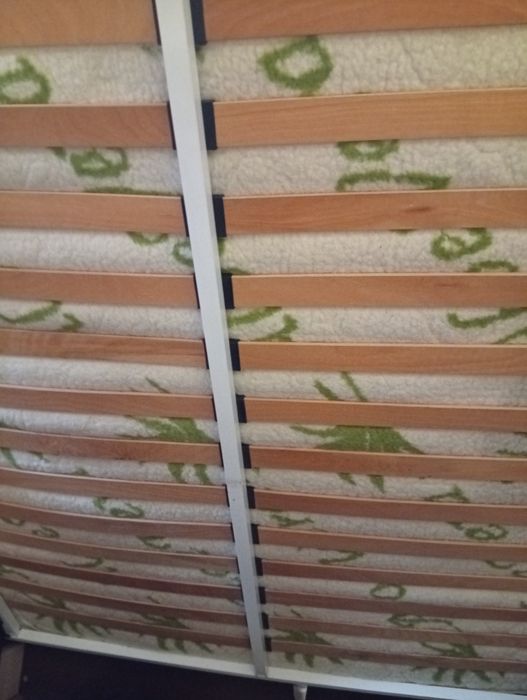 Спалня с матрак размер 160/200