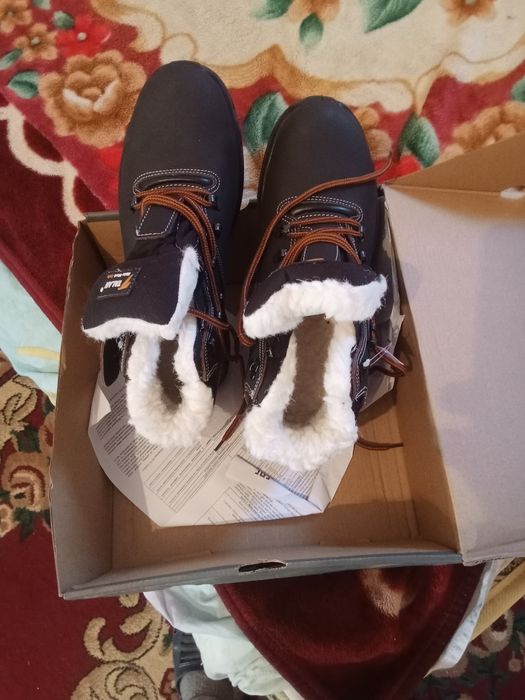 Кампизон аяк Ким сатылады