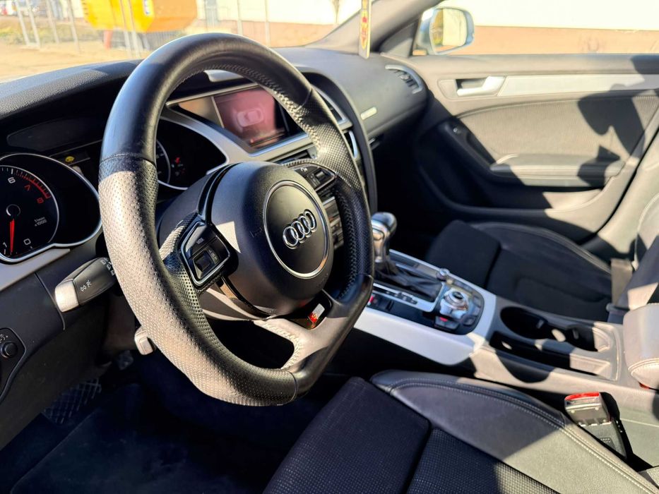 Audi A5 S-Line 1.8TFSI 170CP • Multitronic • RS5 Kit • Full LED • 2012