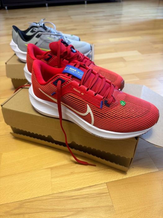 Продаются Кроссовки Nike