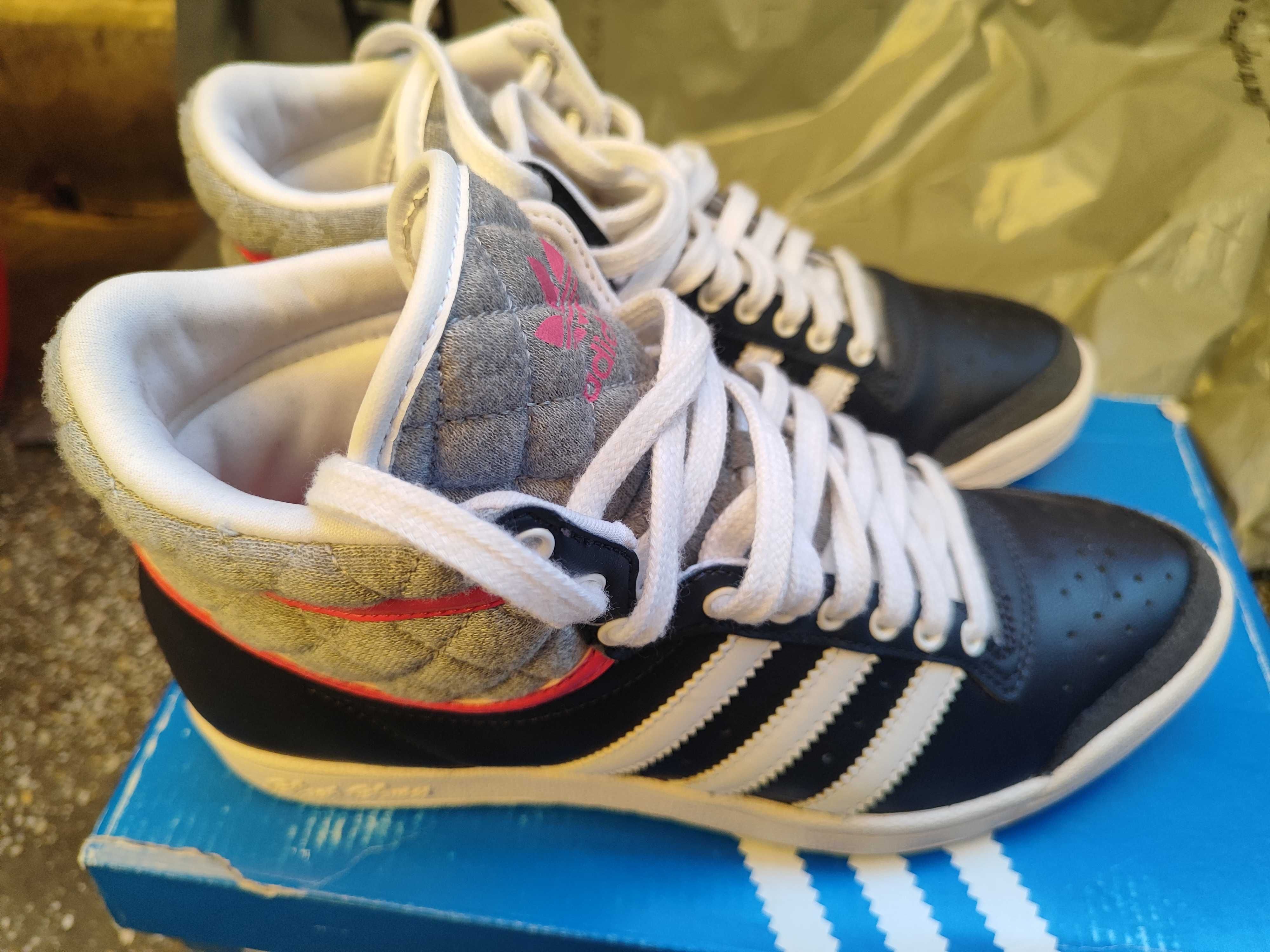 Adidas, Rieker обувки