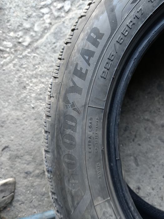 Зимни гуми -2023г./41с.-17цола-225/55-1бр.-130лв."GOOD YEAR"-като нови