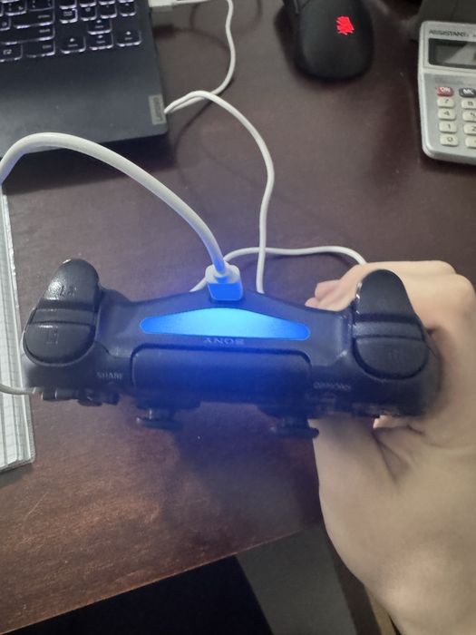 Джойстик пс4 один продам