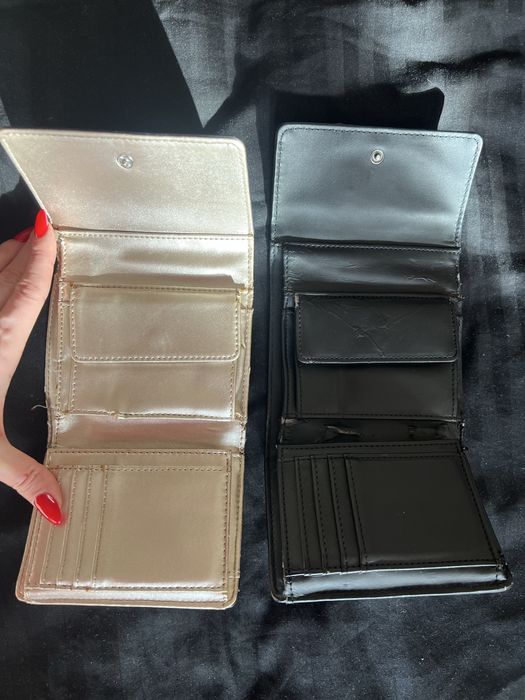 Портмоне Guess в цветове графит и бяло