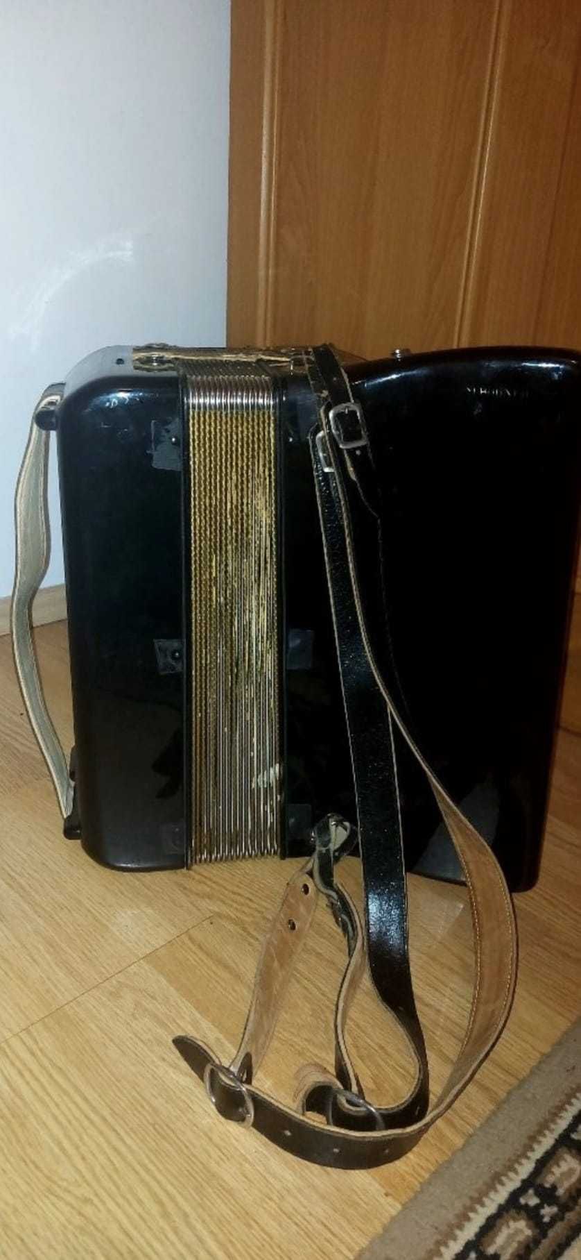 Vand acordeon  hohner 72 basi