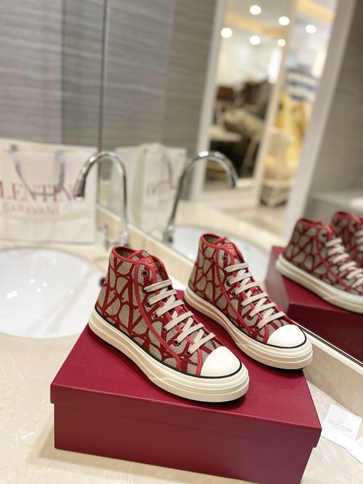 Tenesi Valentino 35-44