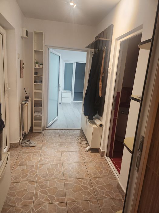 Inchiriez apartament in Bucurestii Noi cu 2 camere si curte