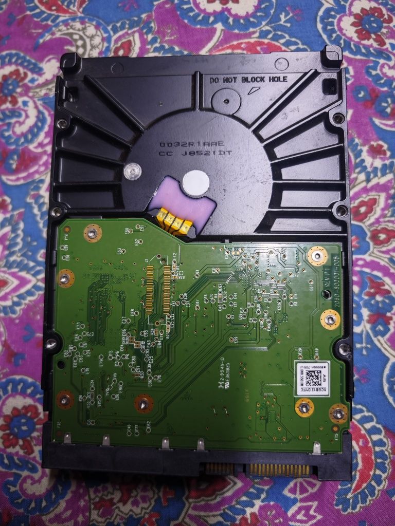 Продам жёсткий диск на HDD 6ТB