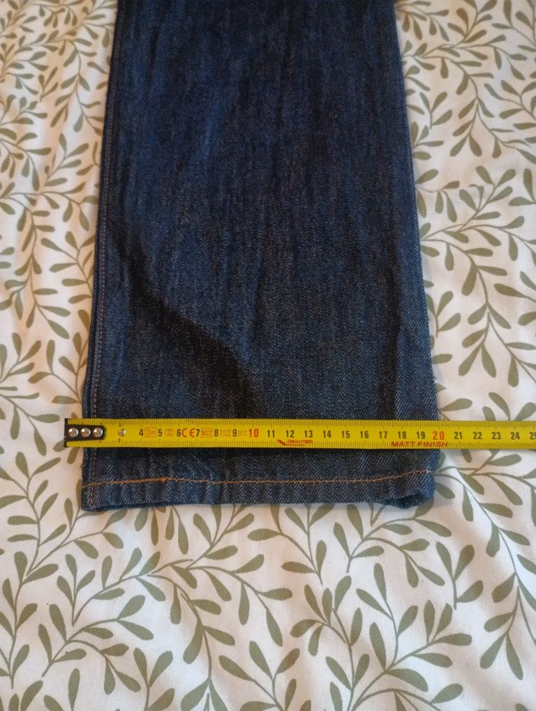 Blugi Levis Strauss