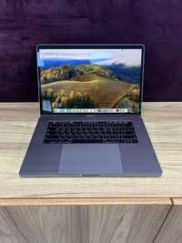 Macbook Pro 2018 15 Inch Core  i9 32/512Gb