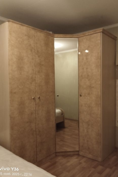 продам спальный гарнитур