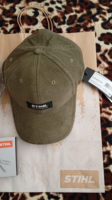 Șapcă, minge, briceag multifuncțional Stihl Noi. Super oferta.