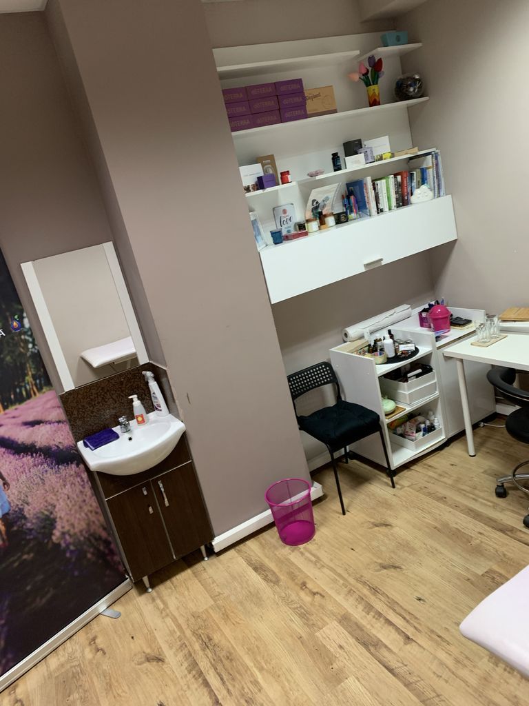 Дава се под наем Офис в София, НПЗ Хаджи Димитър - 18 кв.м за 214.2 € - Снимка #1