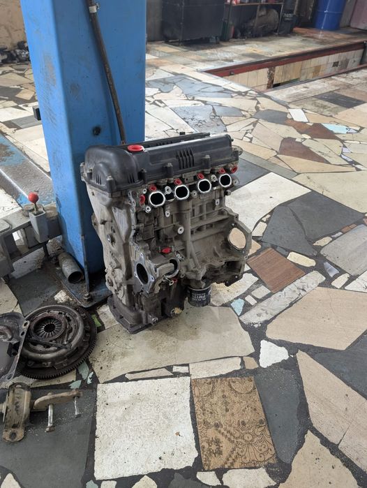 Продам мотор на хюндай акцент