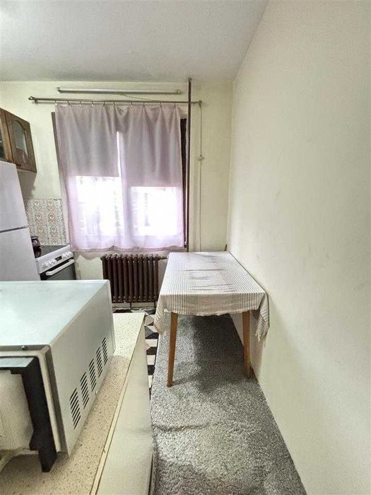 Дава се под наем Двустаен апартамент в Пловдив, Тракия - 59 кв.м за 290.7 € - Снимка #2