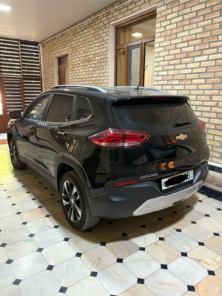 Chevrolet tracker premier