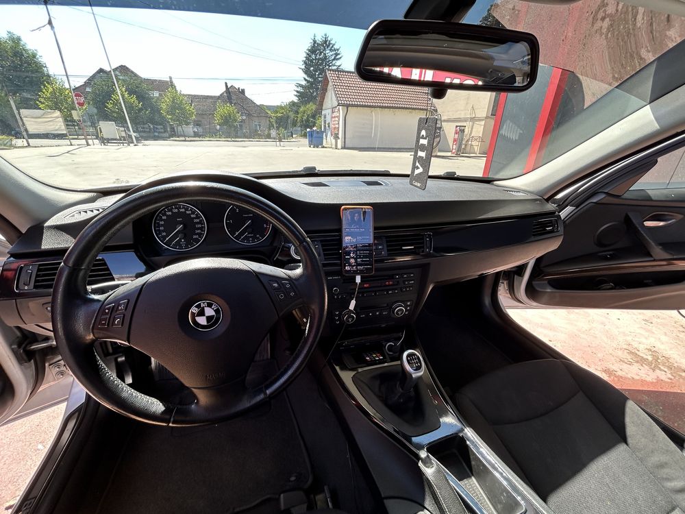 Vand BMW seria 3 E91 Facelift 2.0d-2008