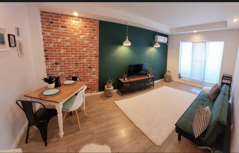 Inchiriez apartament Cosmopolis