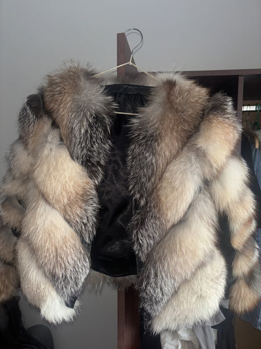 Vand blana naturala de vulpe XS noua 2 in 1