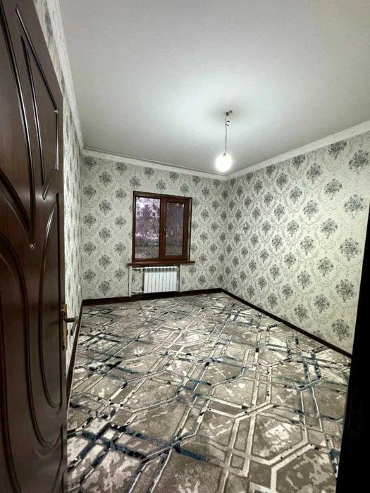 Продаю 2-х комнатная квартира на Сергели 5, лифтовая