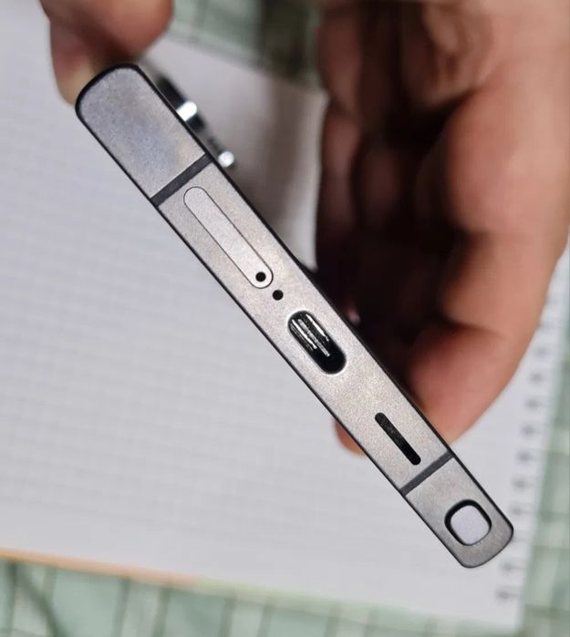 Продам Samsung S24 Ultra 12/256gb полный комплект