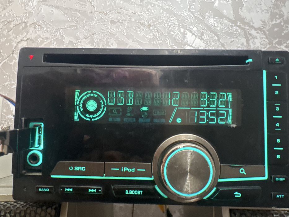 Magnitafon sotiladi xolati yaxsh ishlab turibti