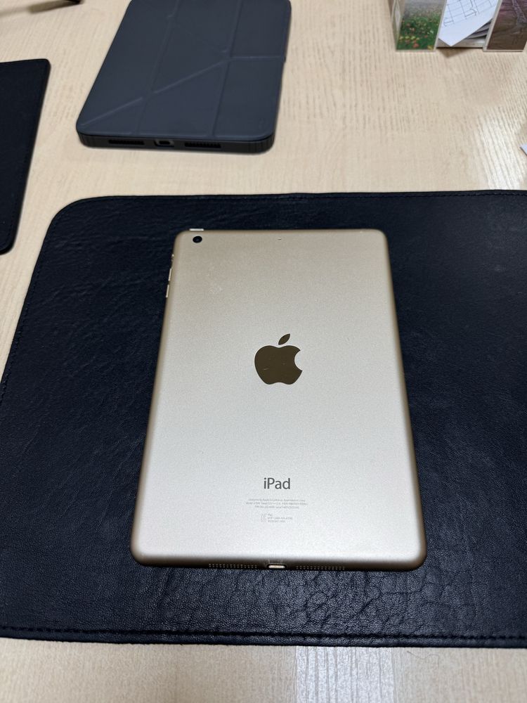 I pad 3 mini хорошом состоянии без сим