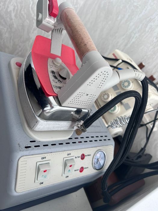 Парогенераторный утюг