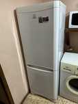 Продается Холодильник Indesit БУ