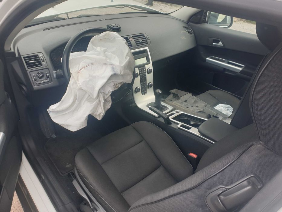 Volvo c30 2010г 1.6i на части