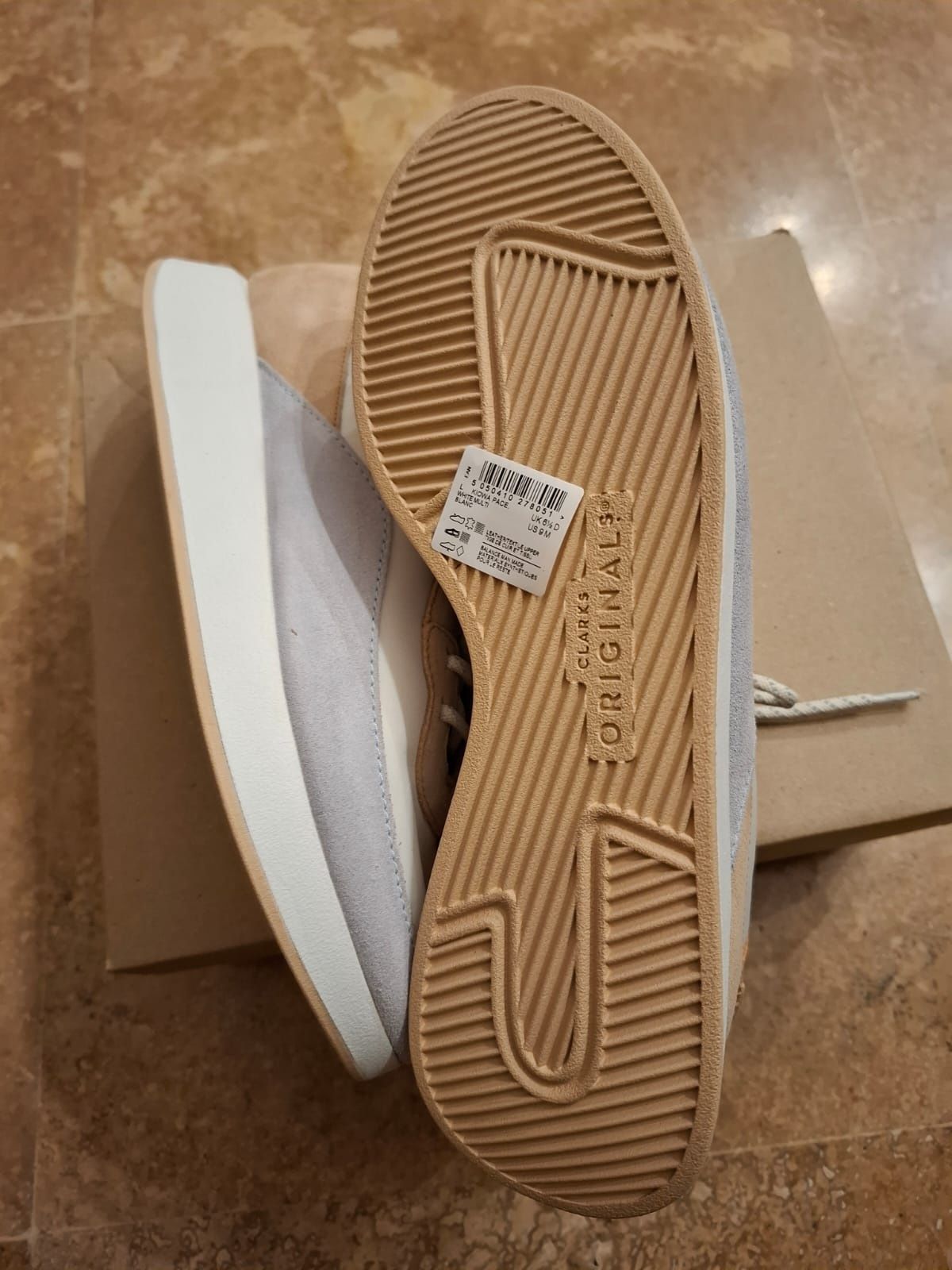 Vand adidasi Clarks dama noi marimea 40
