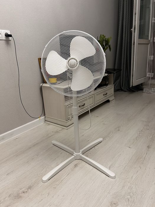 Вентилятор Midea