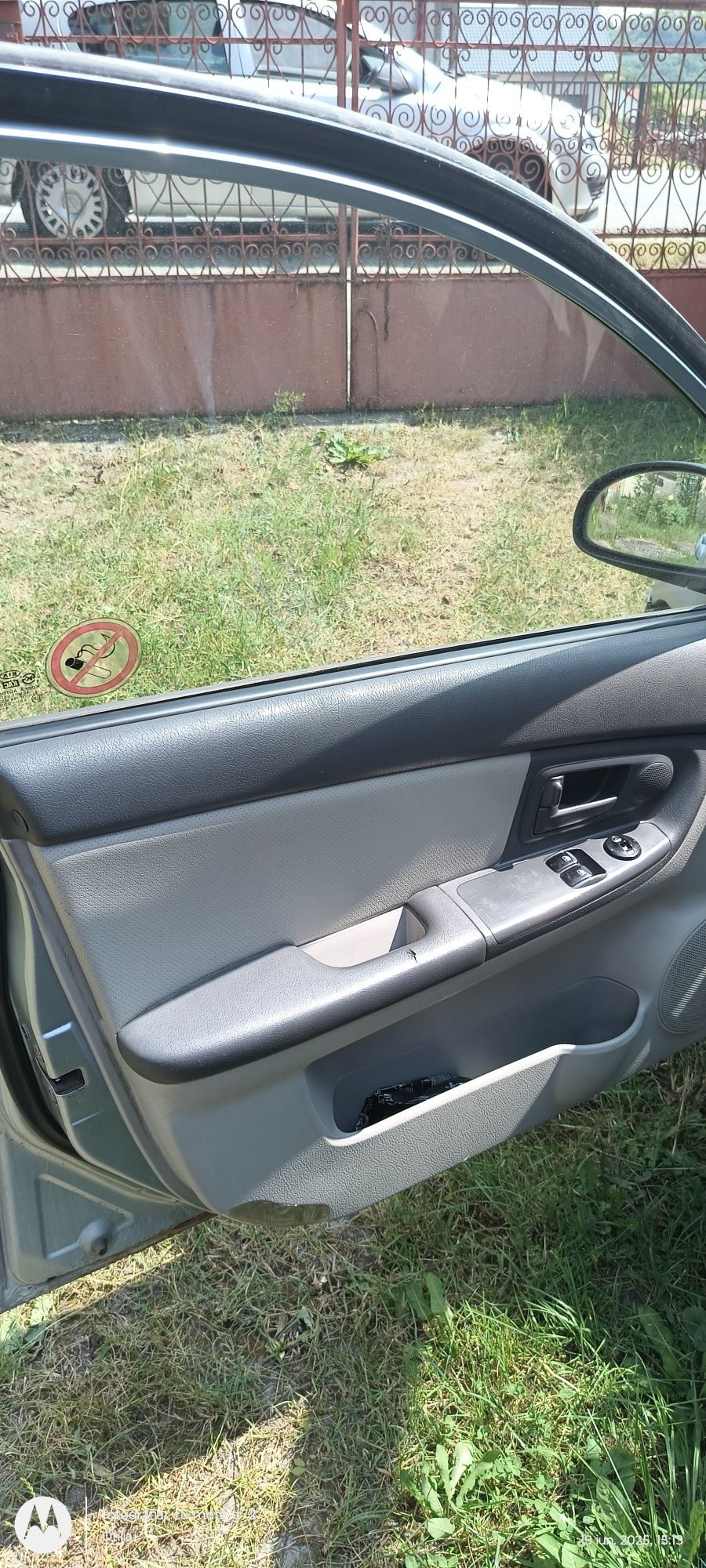 Vând autoturism KIA CERATO, 2004, pentru programul rabla.