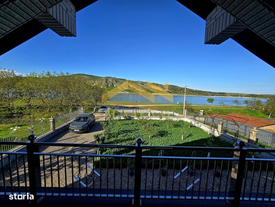 Casa de vanzare pe malul Dunari in Serbia