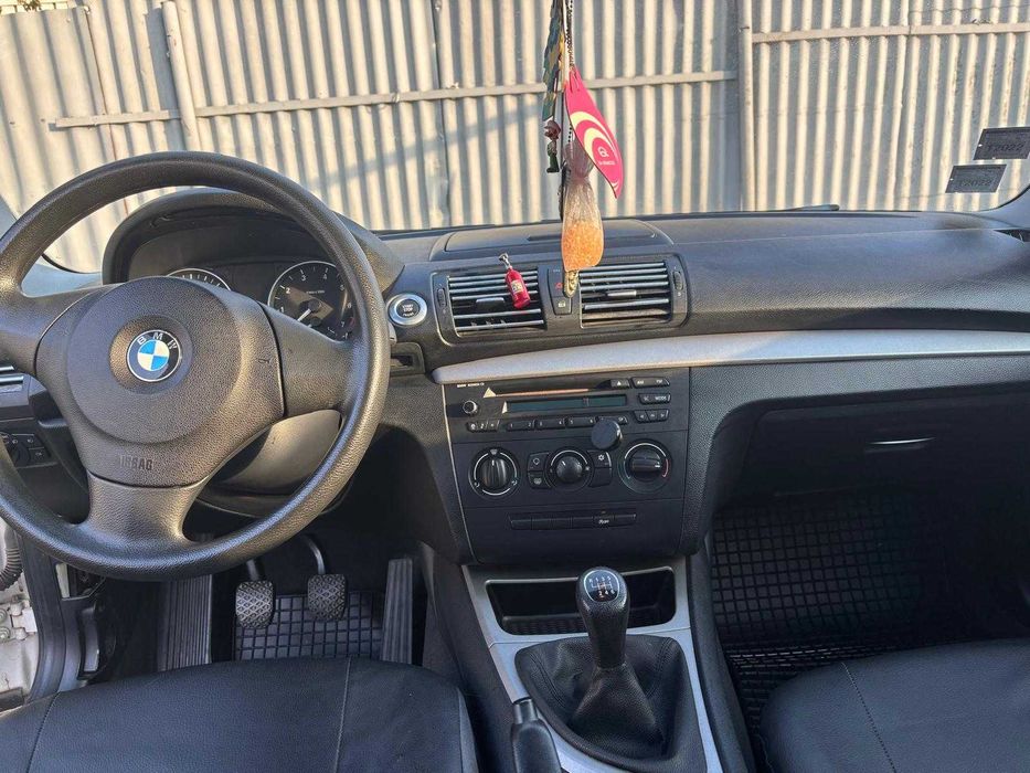 Vand BMW seria 1 , 2009, 116i,  2.0 benzina