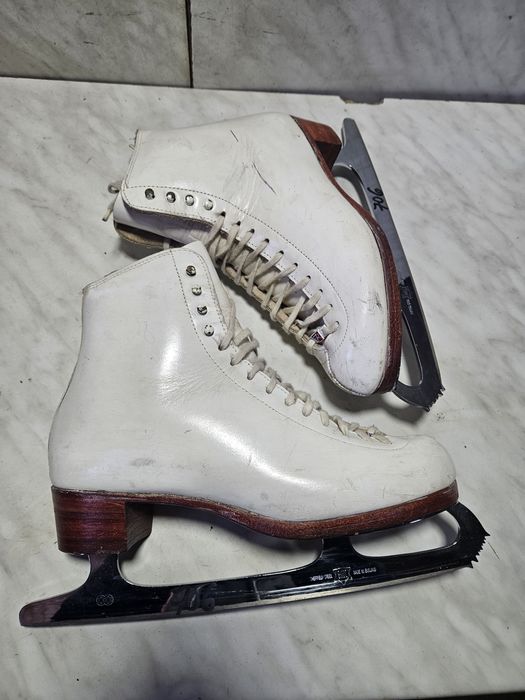 Patine 706 gheata patinaj artistic profesionale marime 41 (27 cm)
