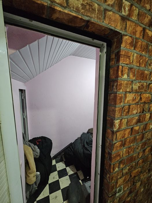 Studio ga joy remont qilish kerek