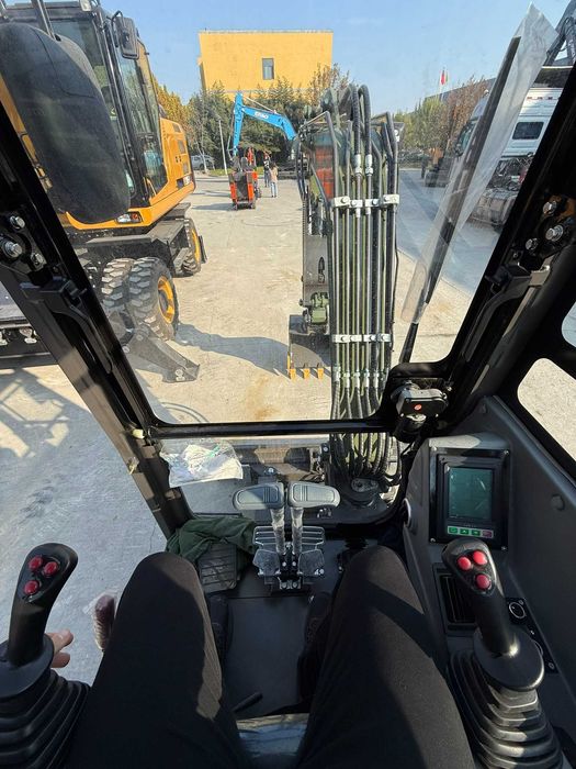 Мини Багер Muller E3.5 Pro | Нов | Гаранция | 3цил | Изплащане