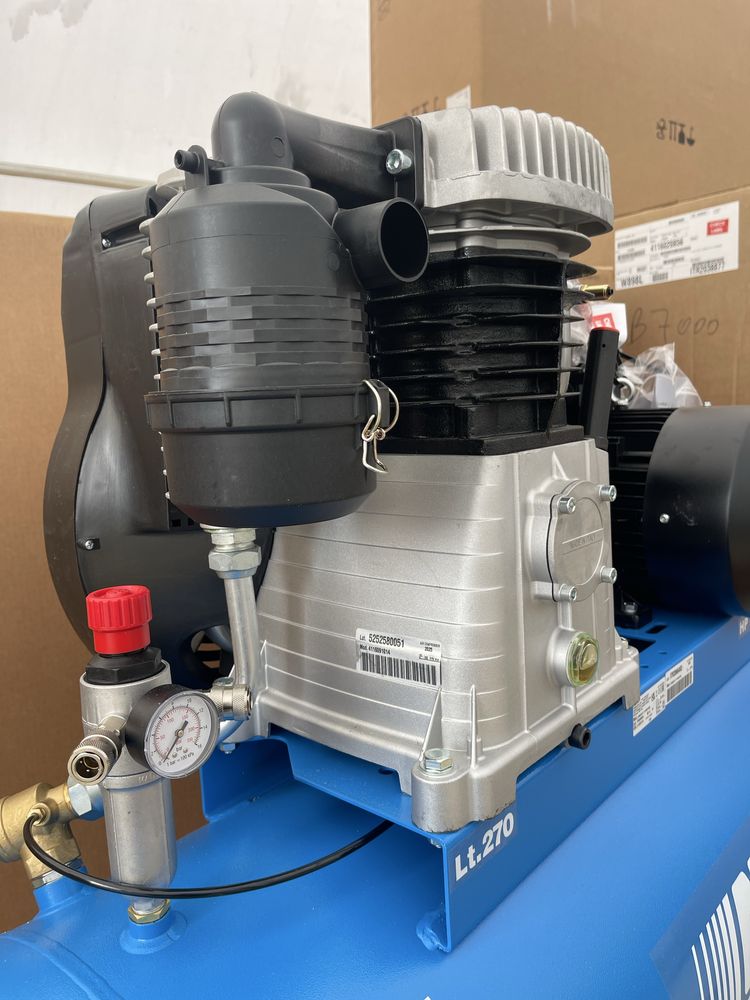 Compresor cu pistoane ABAC 1210l/min B7000 la 11bar