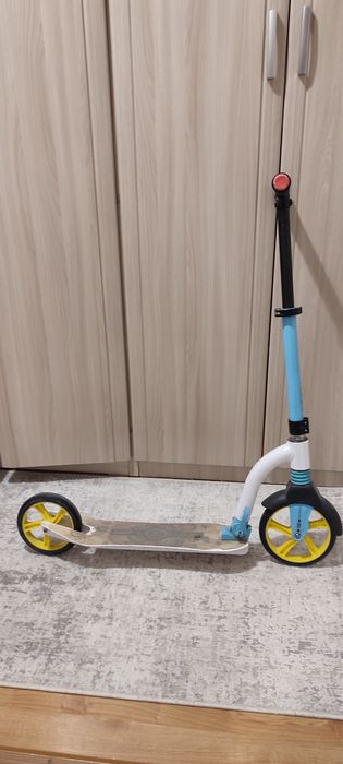 Продам самокат 11.000