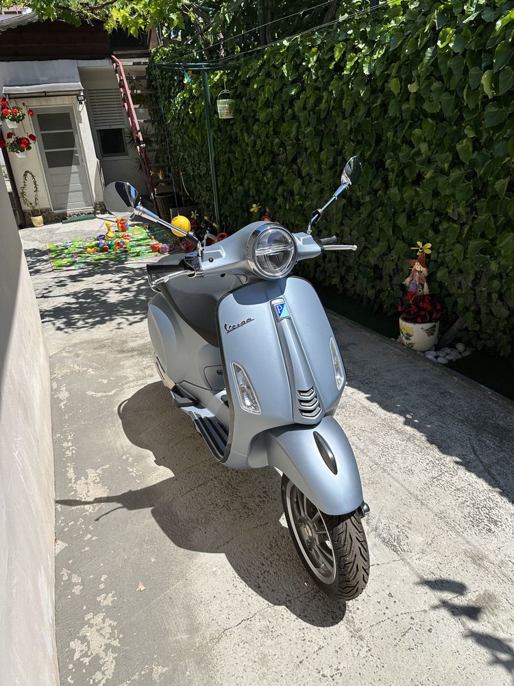 Vespa Primavera S 50 - 2022