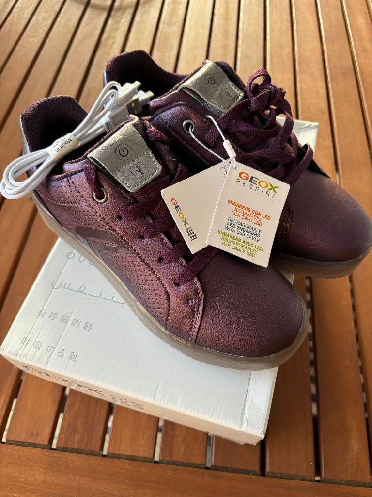 Pantofi, adidasi, sneakers GEOX  mărimea 37