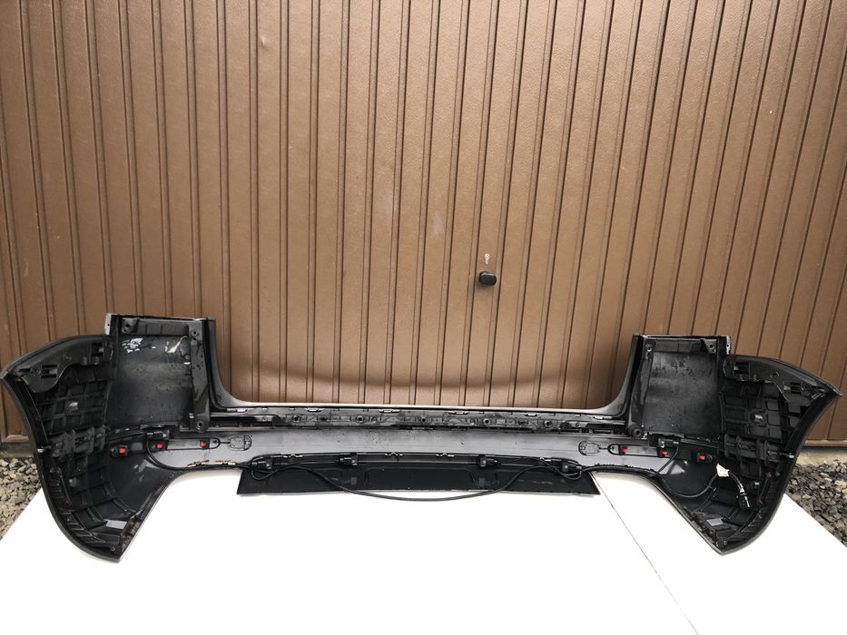 Bara spate VW TOUAREG 7L FACELIFT  cu senzori cod culoare LR7P